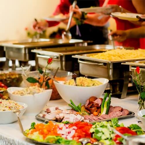 Kurumsal catering yemek sunumu